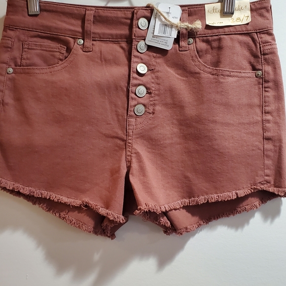 Altar'd state Flayed Edge Shorts - Picture 3 of 5